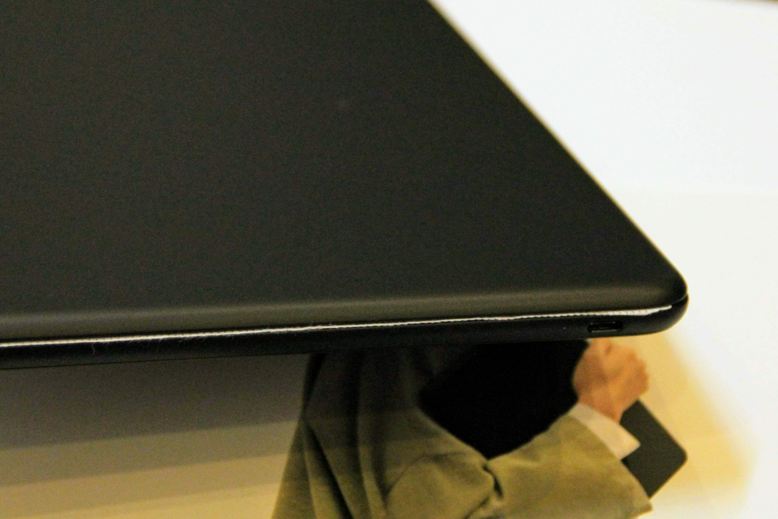 Pixelbook Go：右部