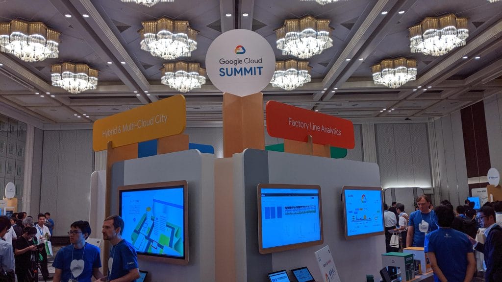 Google Cloud Summit ’19 in 大阪 のHybrid & Multi-Cloud City とFacebtory Line Analytics ブース