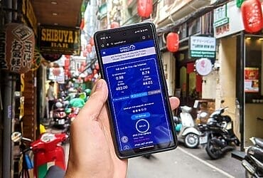 楽天モバイル：レタントン通りでインターネット回線の速度テスト