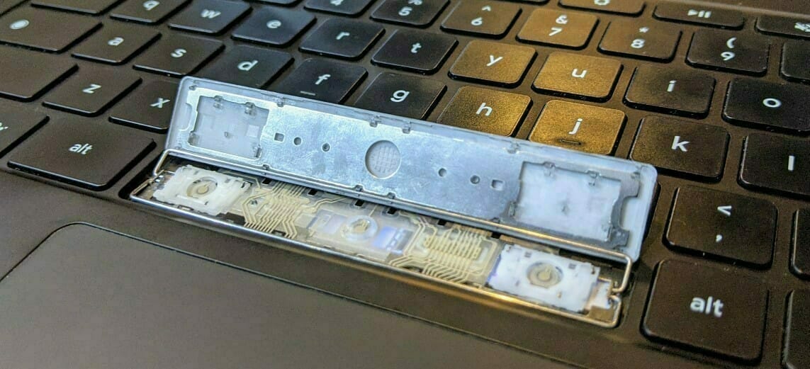Google Pixelbook Go:スペースキーの裏側